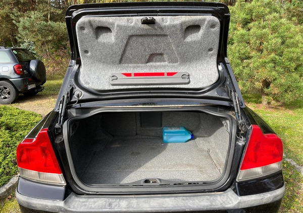 Volvo S60 cena 13000 przebieg: 284000, rok produkcji 2004 z Halinów małe 121